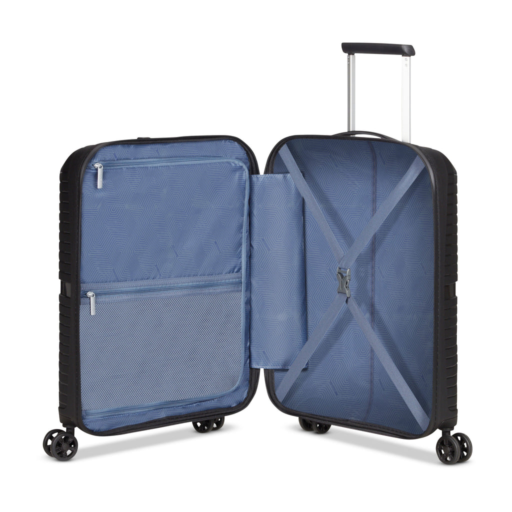 American Tourister Airconic 3 Piece Set in the color Onyx Black.
