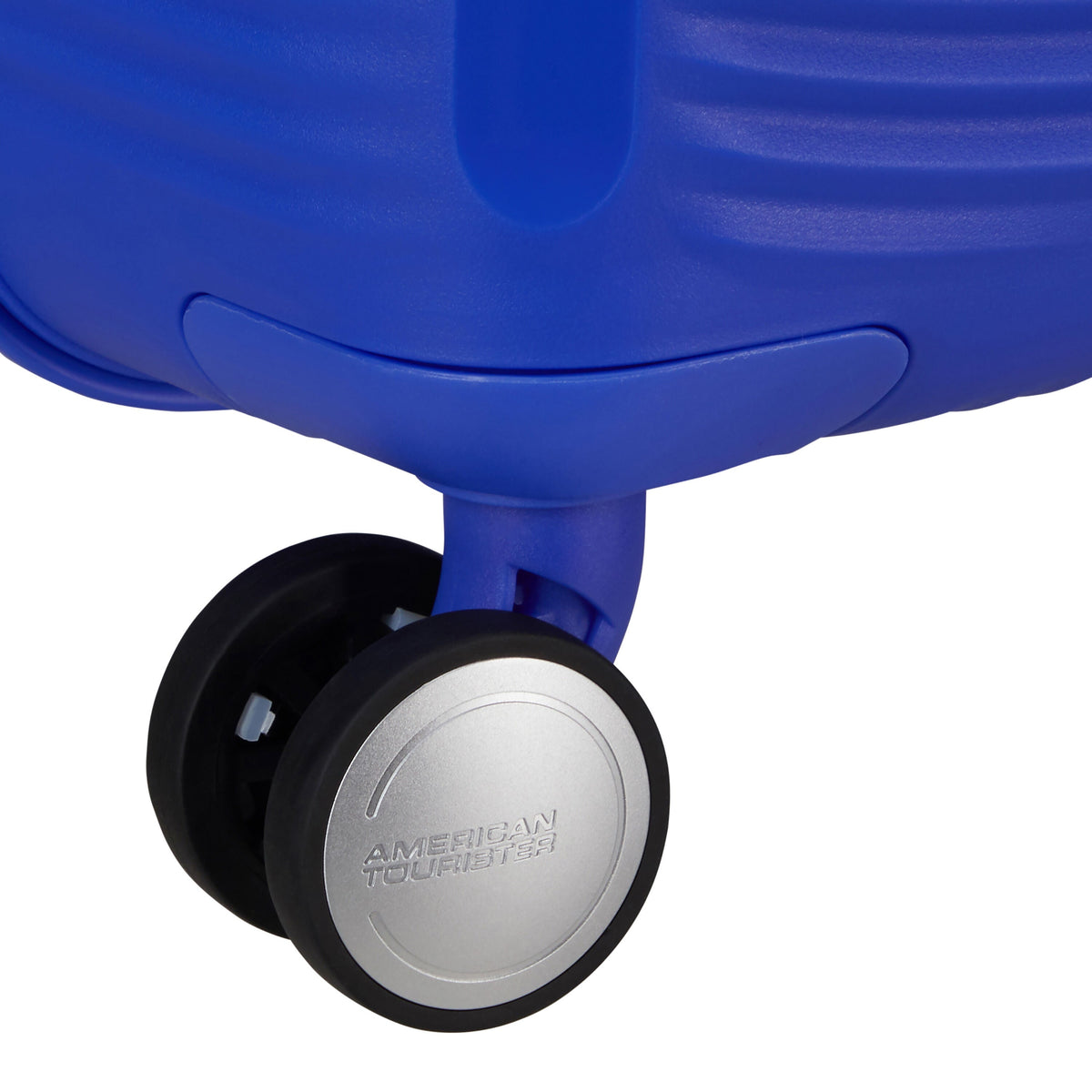 American Tourister Curio Spinner Medium in the color Cobalt Blue.