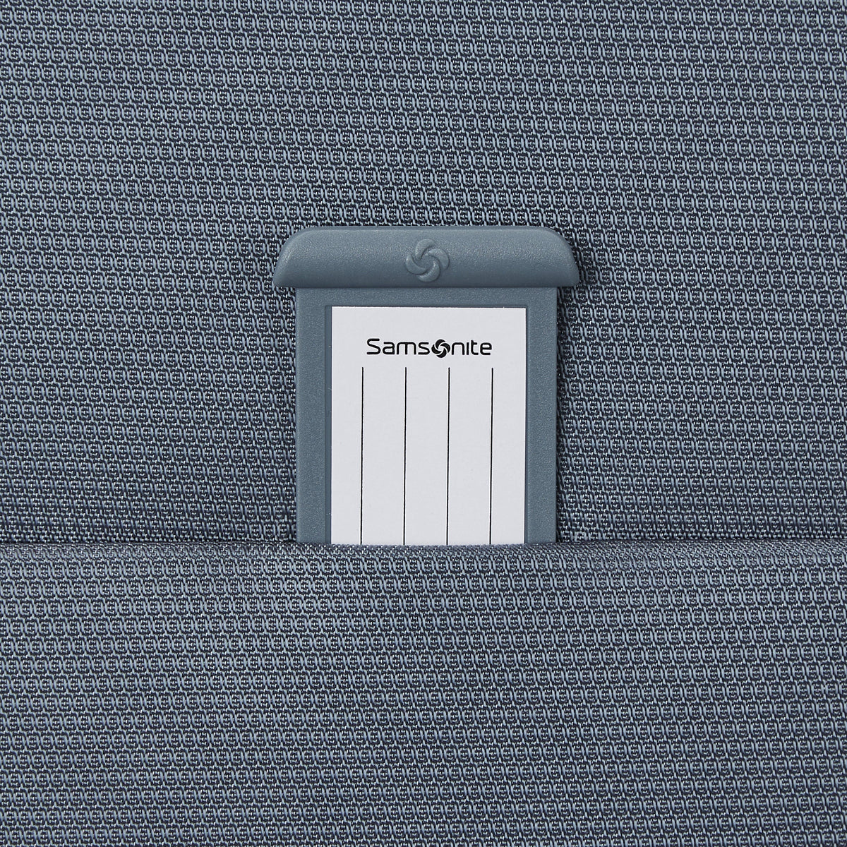 Samsonite Uplift Softside Spinner 3 Piece Set (CO/M/L) in the color Elemental Blue.
