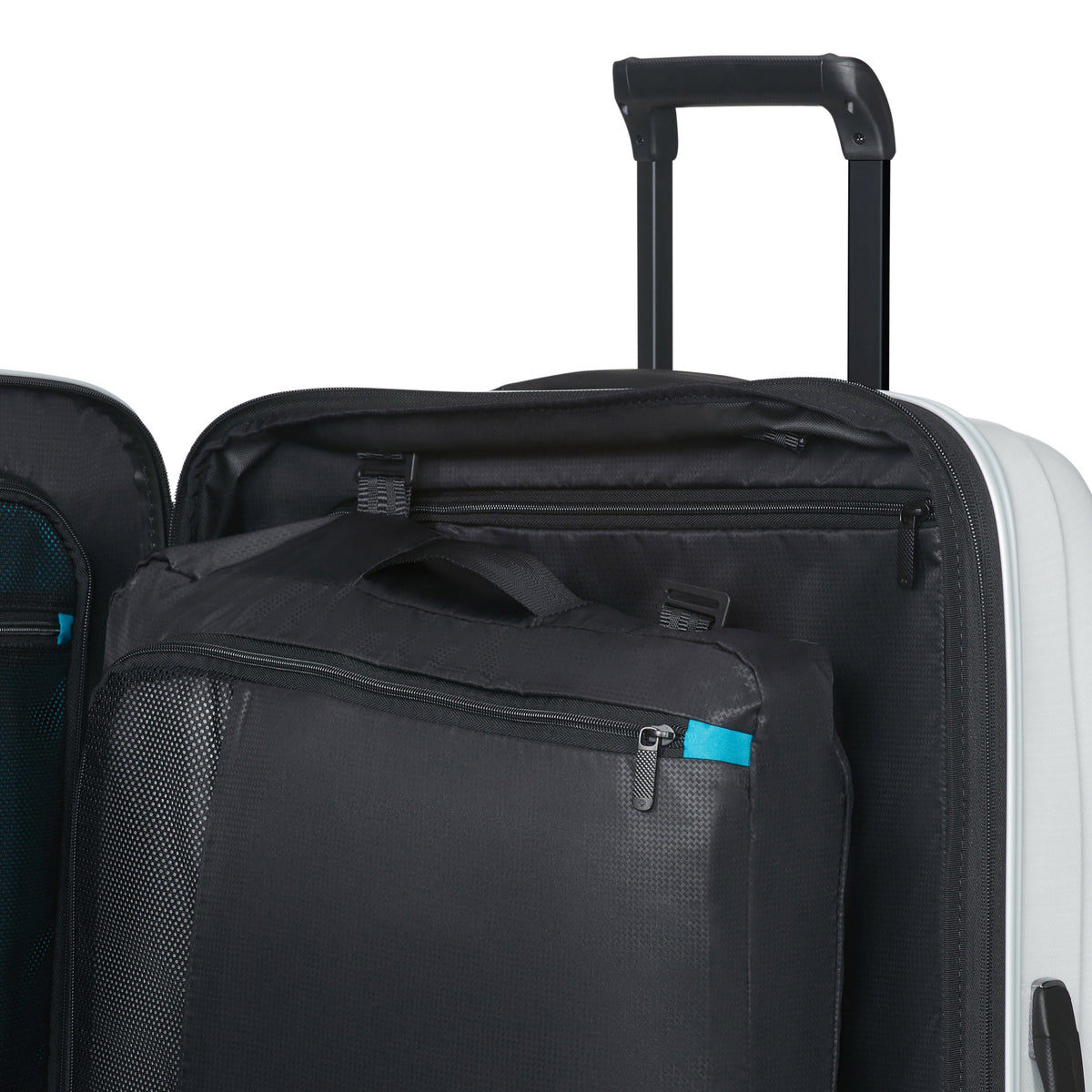 Samsonite Nexis Spinner Carry-On™ in the color Cotton White.