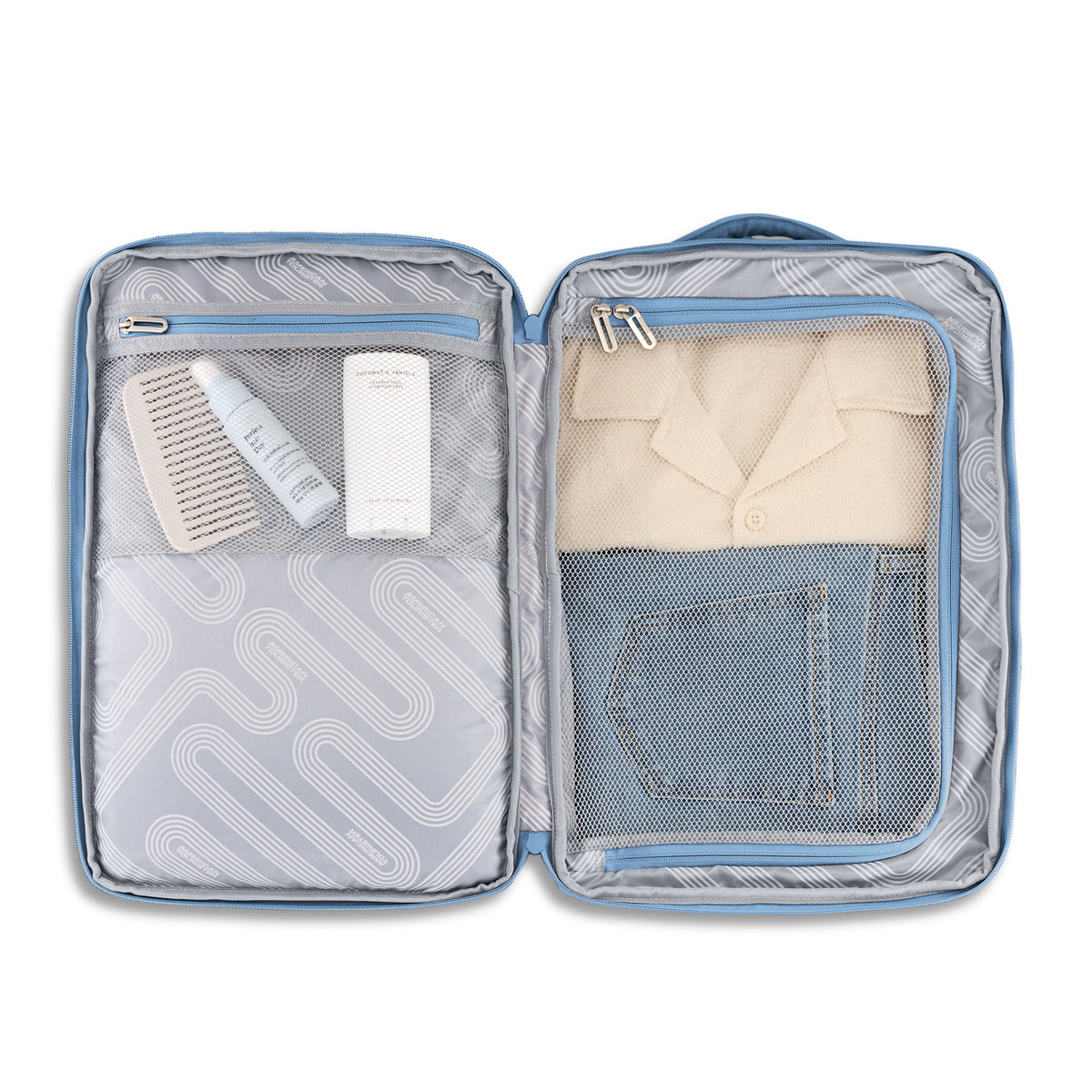 American Tourister Stratum 3.0 Travel Backpack in the color Elemental Blue.