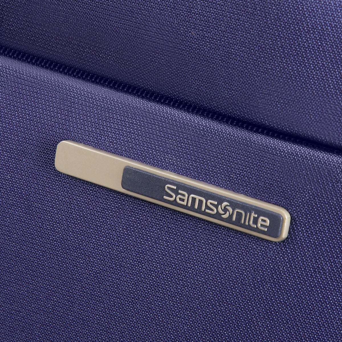 Samsonite Base Boost Spinner Large in the color Blue.