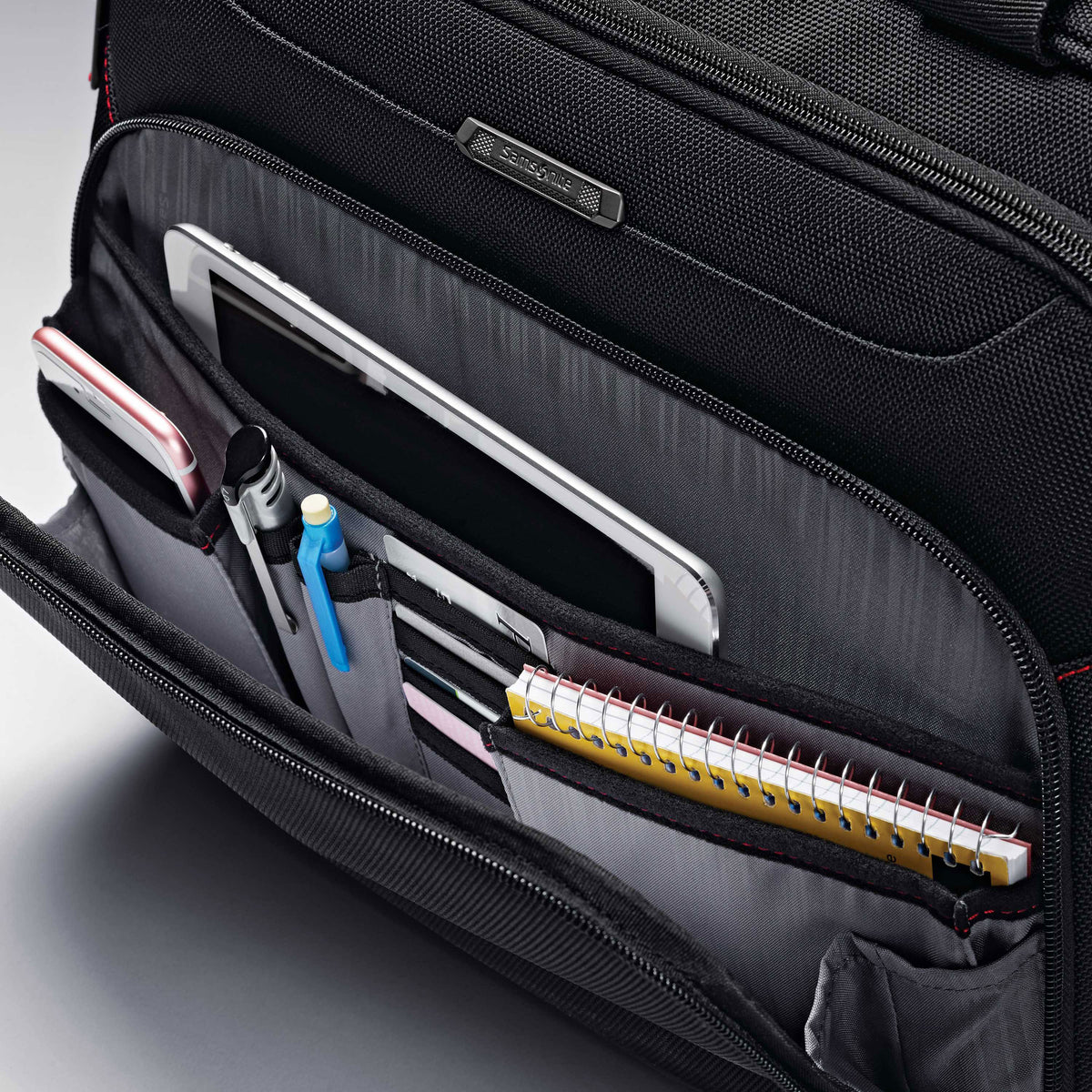 Samsonite Xenon 3.0 Techlocker in the color Black.