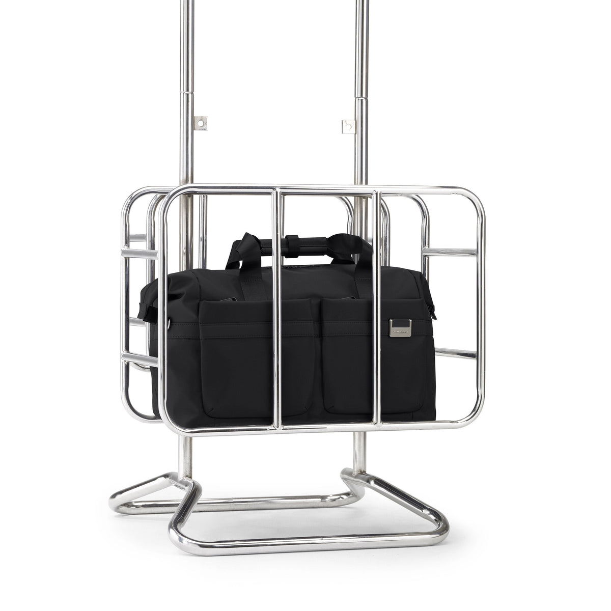 Samsonite Airea Duffle in the color Black.